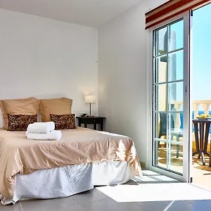 https://medano-beach-villas.in-canary-islands.com